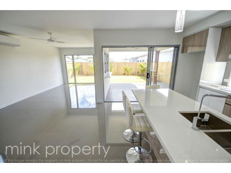 48 Brampton Crescent, BRIGHTWATER, Mountain Creek QLD 4557