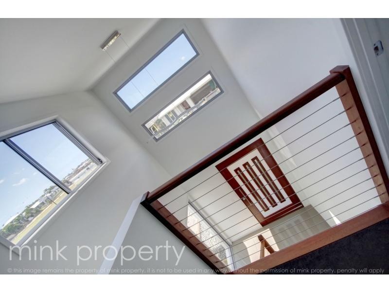 48 Brampton Crescent, BRIGHTWATER, Mountain Creek QLD 4557