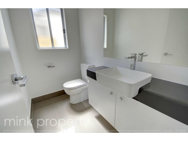 48 Brampton Crescent, BRIGHTWATER, Mountain Creek QLD 4557