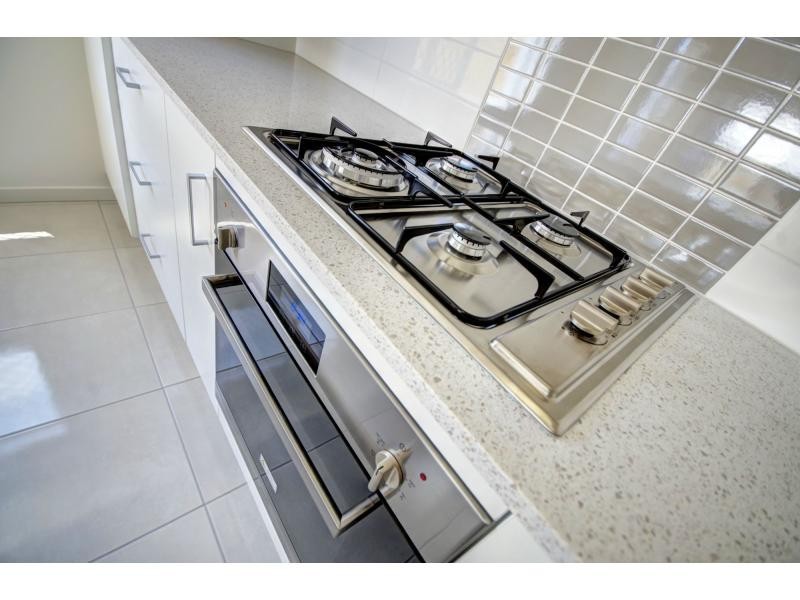 52 Brampton Crescent, BRIGHTWATER, Mountain Creek QLD 4557