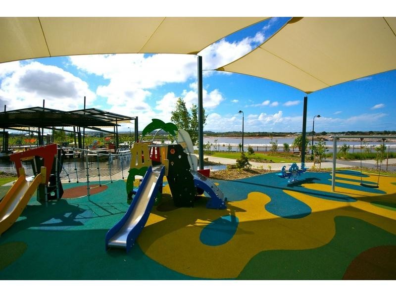 22 LARK Circuit, BRIGHTWATER, Mountain Creek QLD 4557
