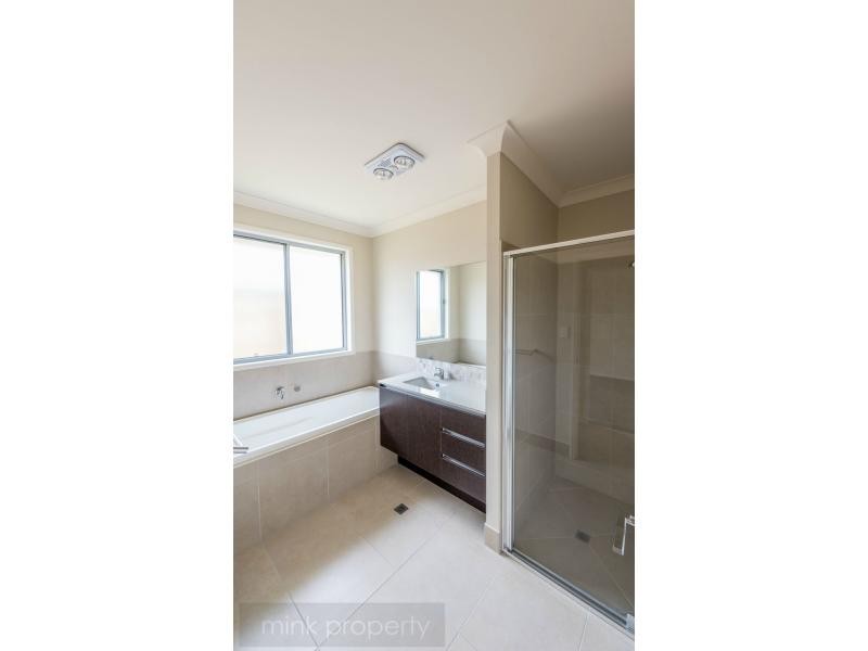 19 TARWHINE Place, BRIGHTWATER, Mountain Creek QLD 4557