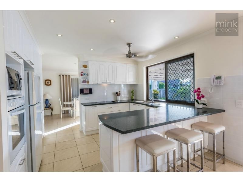 36 Jessica Boulevard, Minyama QLD 4575