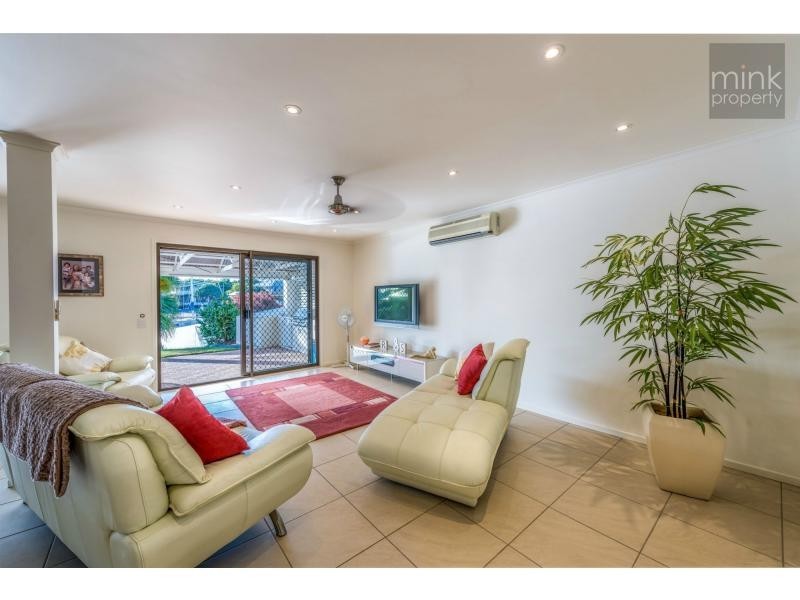 36 Jessica Boulevard, Minyama QLD 4575