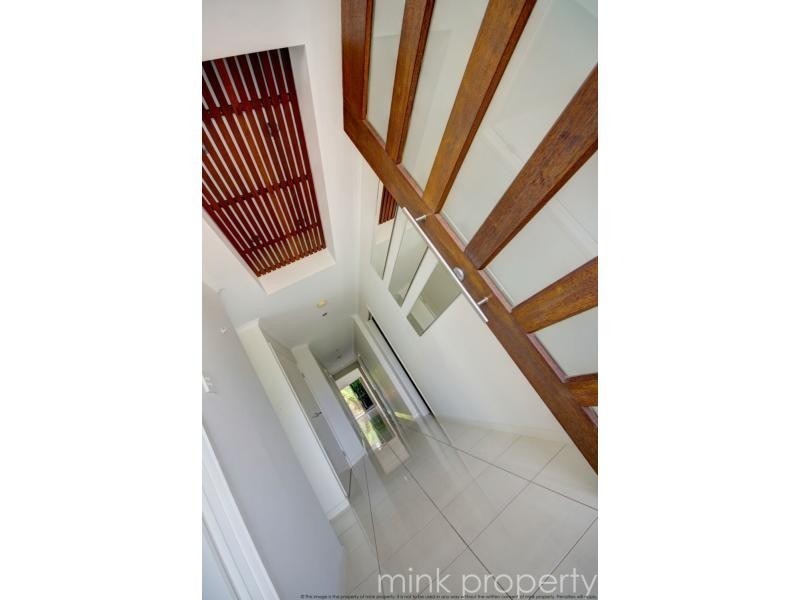 22 Skua Place, BRIGHTWATER, Mountain Creek QLD 4557