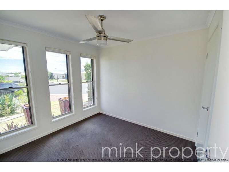 22 Skua Place, BRIGHTWATER, Mountain Creek QLD 4557