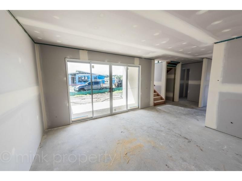 Duplex 2/23 Coral Crescent, Bells Reach, Caloundra West QLD 4551