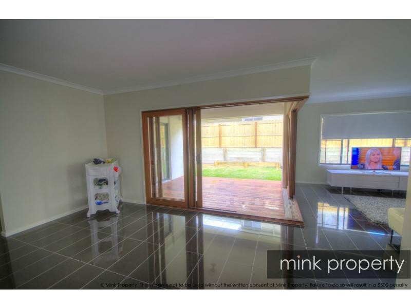 25 Amberjack Street, BRIGHTWATER, Mountain Creek QLD 4557