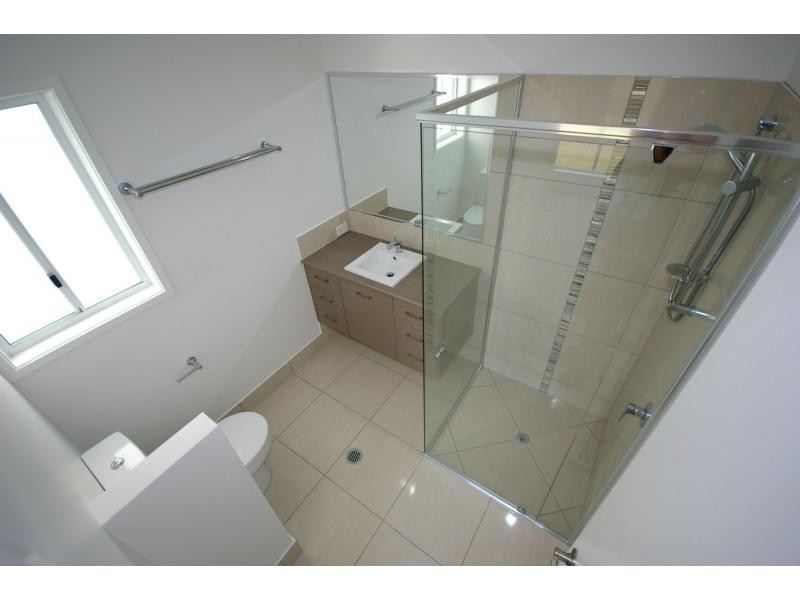 1 GARNET Street, BRIGHTWATER, Mountain Creek QLD 4557