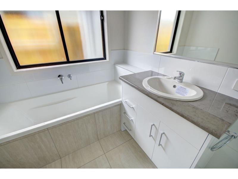 57 Brampton Crescent, BRIGHTWATER, Mountain Creek QLD 4557