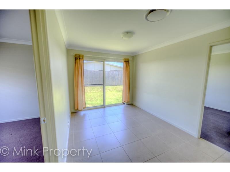 3 Frangipani Place, Brightwater, Mountain Creek QLD 4557