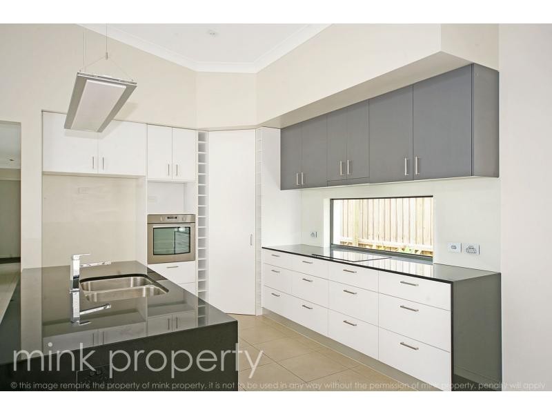 5 OSMANTHUS Close, BRIGHTWATER, Mountain Creek QLD 4557