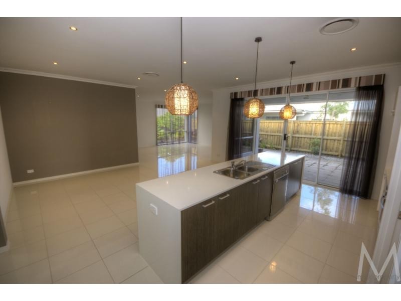 14 PONYTAIL Circuit, BRIGHTWATER, Mountain Creek QLD 4557