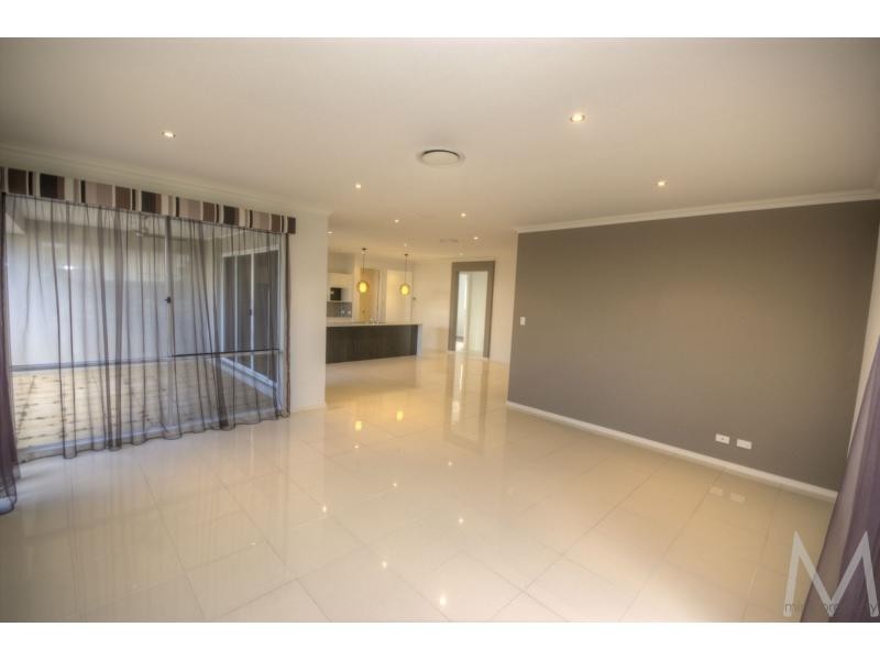 14 PONYTAIL Circuit, BRIGHTWATER, Mountain Creek QLD 4557
