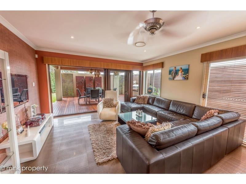 11 PONYTAIL Circuit, BRIGHTWATER, Mountain Creek QLD 4557