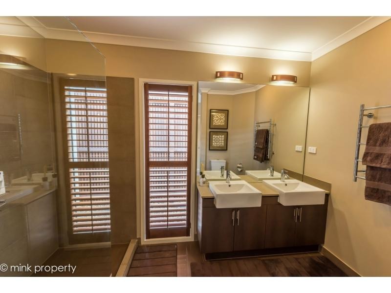 11 PONYTAIL Circuit, BRIGHTWATER, Mountain Creek QLD 4557