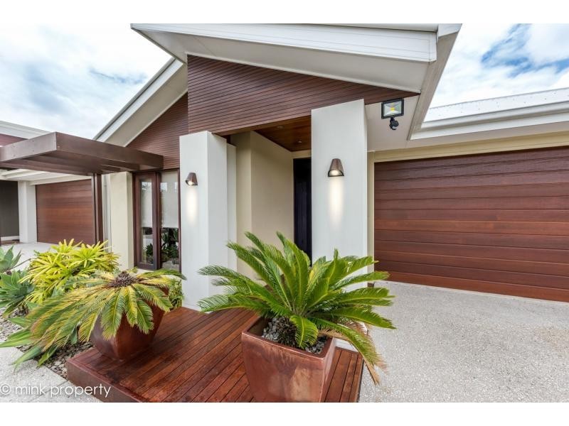 11 PONYTAIL Circuit, BRIGHTWATER, Mountain Creek QLD 4557