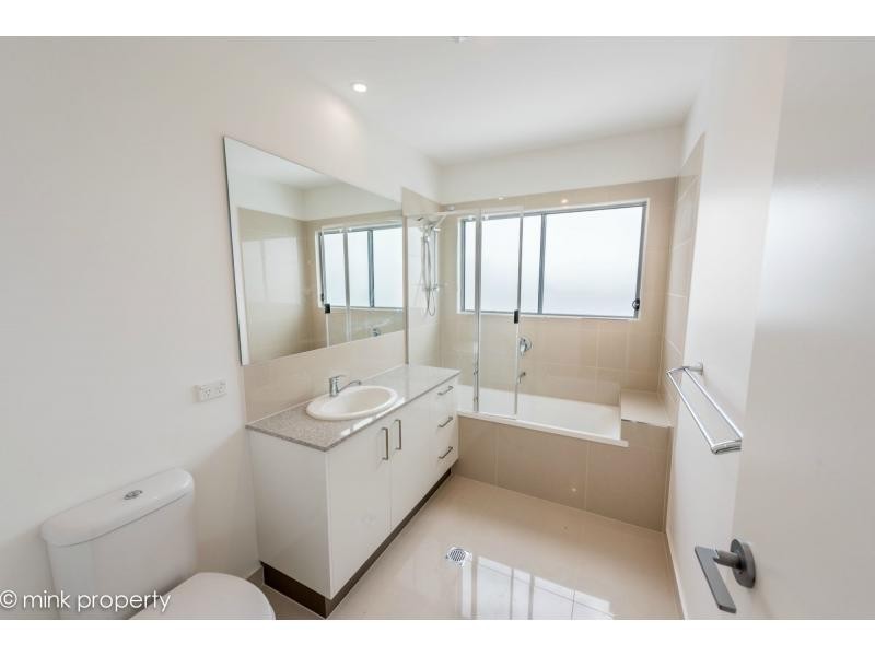 1/1 Stradbroke Street , BRIGHTWATER, Mountain Creek QLD 4557