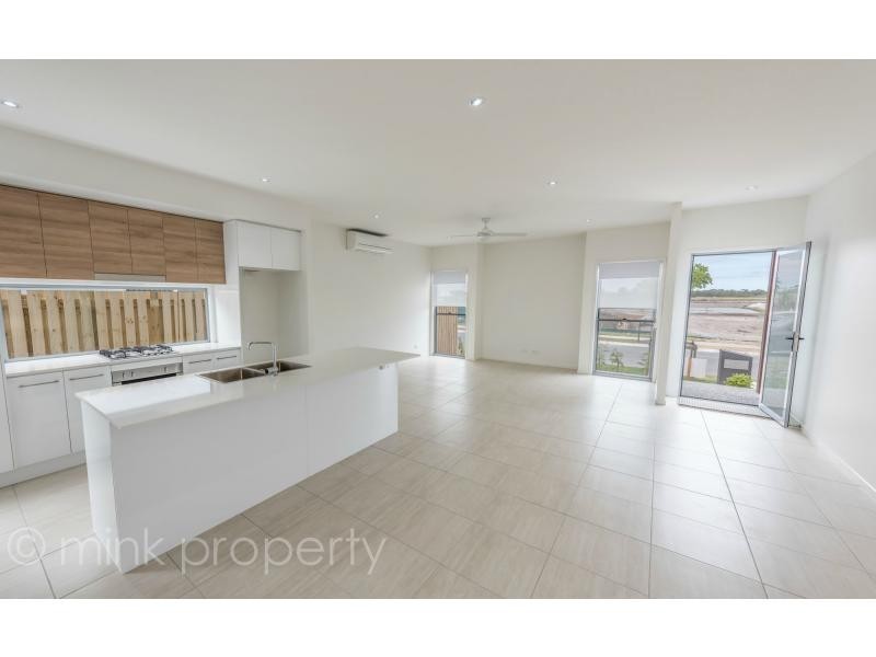 12 Great Keppel Crescent, BRIGHTWATER, Mountain Creek QLD 4557