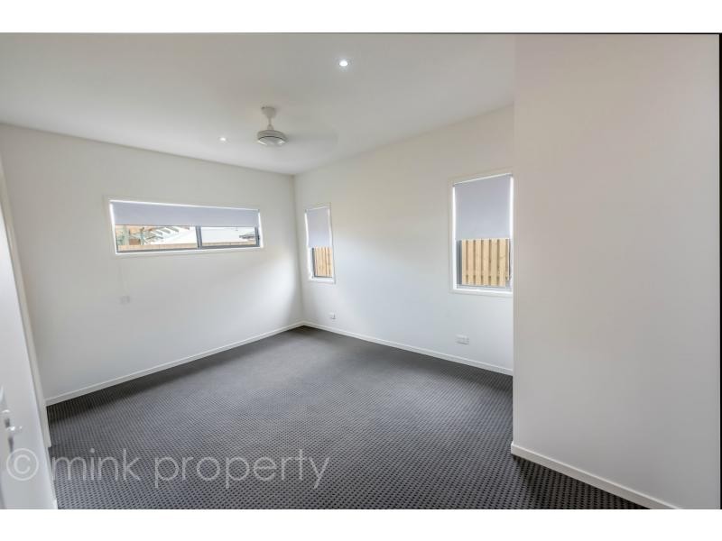 12 Great Keppel Crescent, BRIGHTWATER, Mountain Creek QLD 4557