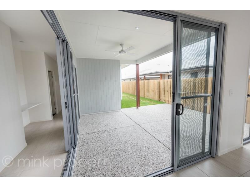 12 Great Keppel Crescent, BRIGHTWATER, Mountain Creek QLD 4557