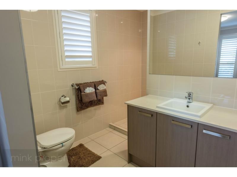 10 MYRTUS Street, BRIGHTWATER, Mountain Creek QLD 4557