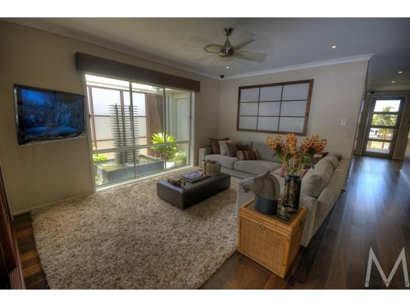 9 PONYTAIL Circuit, BRIGHTWATER, Mountain Creek QLD 4557