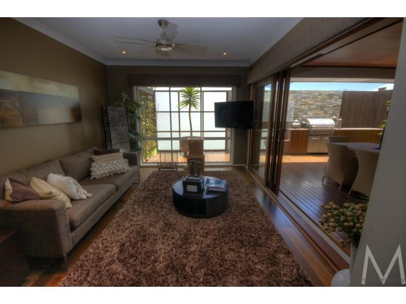 9 PONYTAIL Circuit, BRIGHTWATER, Mountain Creek QLD 4557