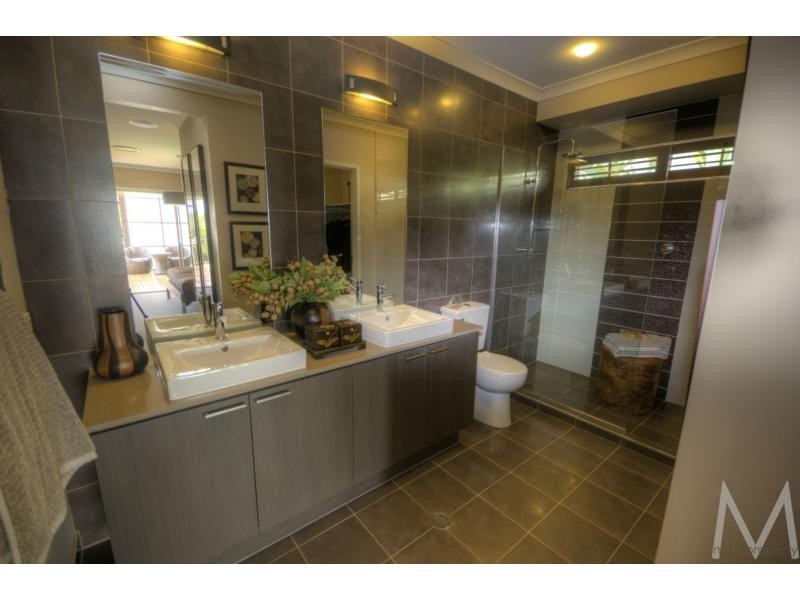 9 PONYTAIL Circuit, BRIGHTWATER, Mountain Creek QLD 4557