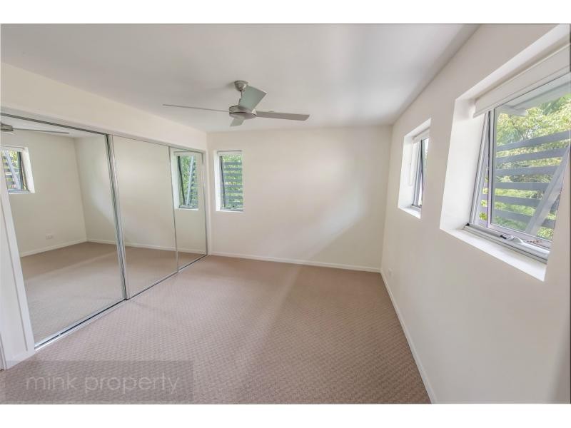 Unit 1/81 BUDERIM Avenue, Mooloolaba QLD 4557