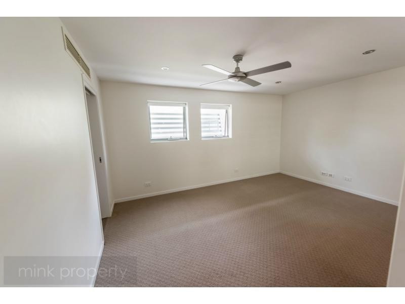 Unit 1/81 BUDERIM Avenue, Mooloolaba QLD 4557