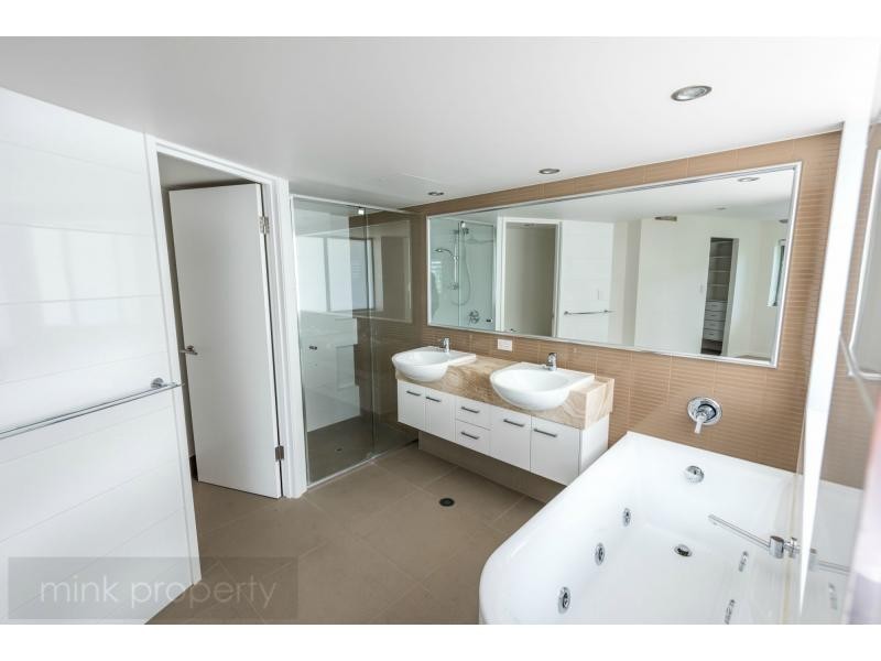 Unit 1/81 BUDERIM Avenue, Mooloolaba QLD 4557