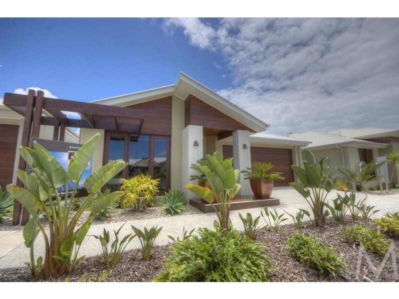 11 PONYTAIL Circuit, BRIGHTWATER, Mountain Creek QLD 4557