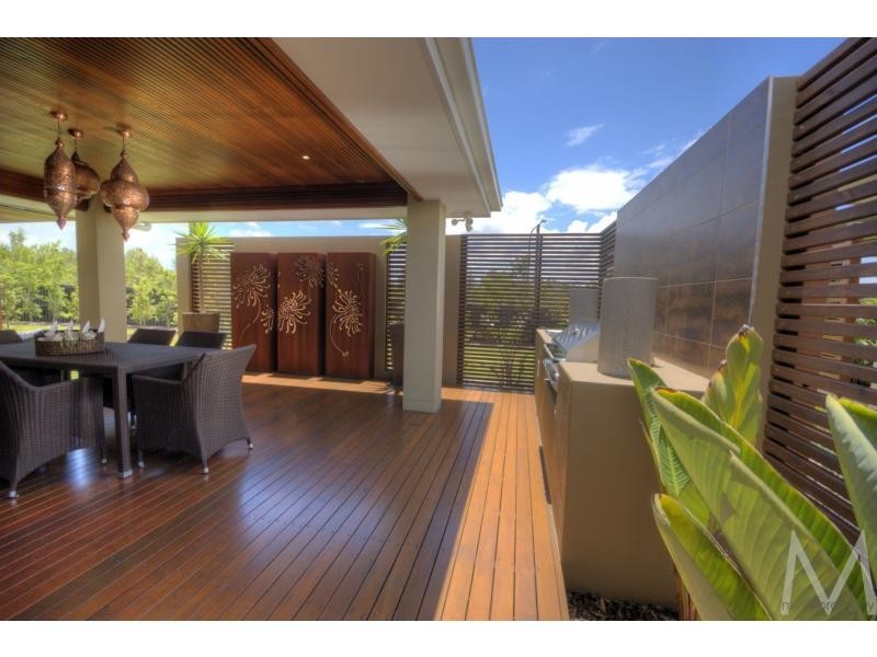 11 PONYTAIL Circuit, BRIGHTWATER, Mountain Creek QLD 4557