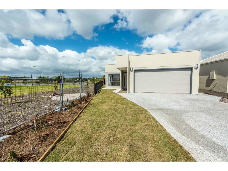 39 Great Keppel Crescent, BRIGHTWATER, Mountain Creek QLD 4557