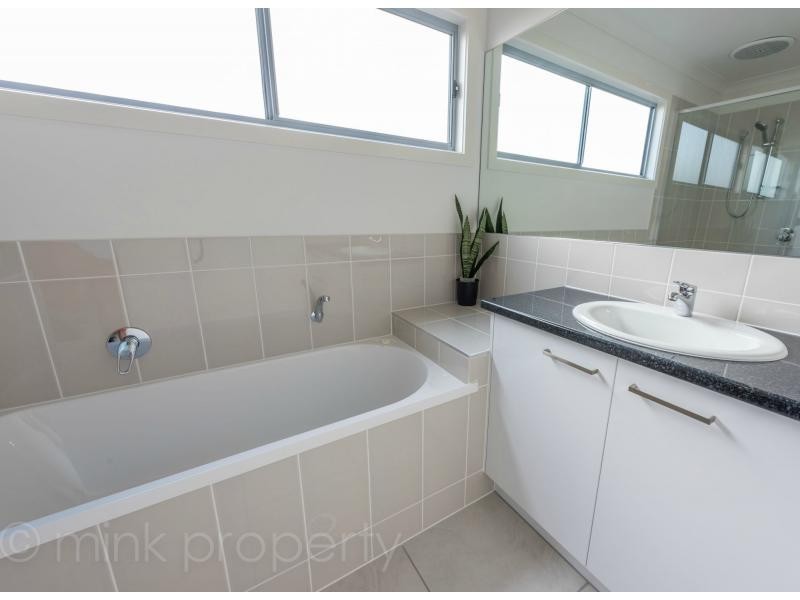 39 Great Keppel Crescent, BRIGHTWATER, Mountain Creek QLD 4557