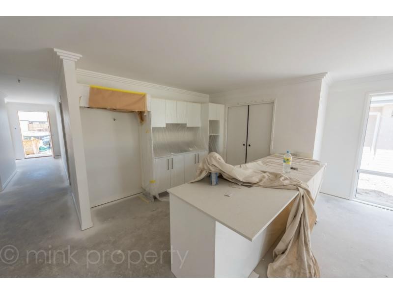 9 Lime Crescent, Bells Reach, Caloundra West QLD 4551