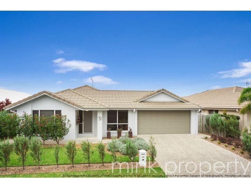 19 CUTTER Street, THE DECKS, Wurtulla QLD 4575