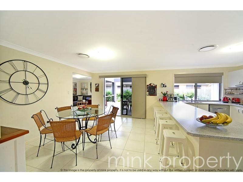 19 CUTTER Street, THE DECKS, Wurtulla QLD 4575