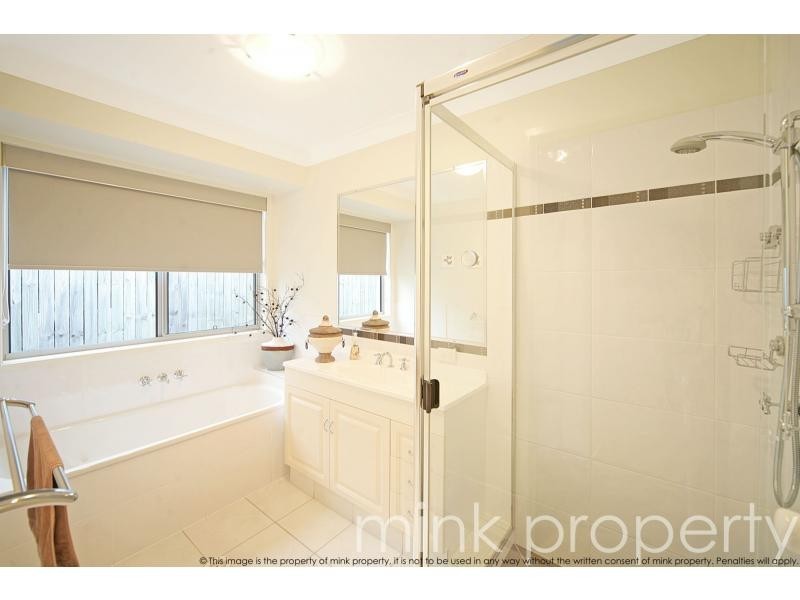 19 CUTTER Street, THE DECKS, Wurtulla QLD 4575