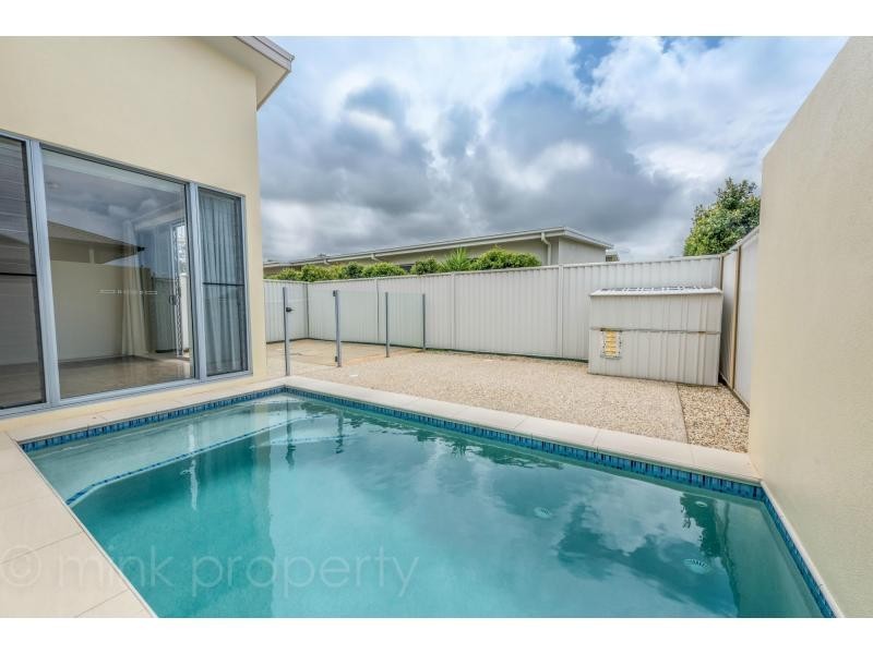 5 NEVIS Court, KAWANA ISLAND, Kawana Island QLD 4575