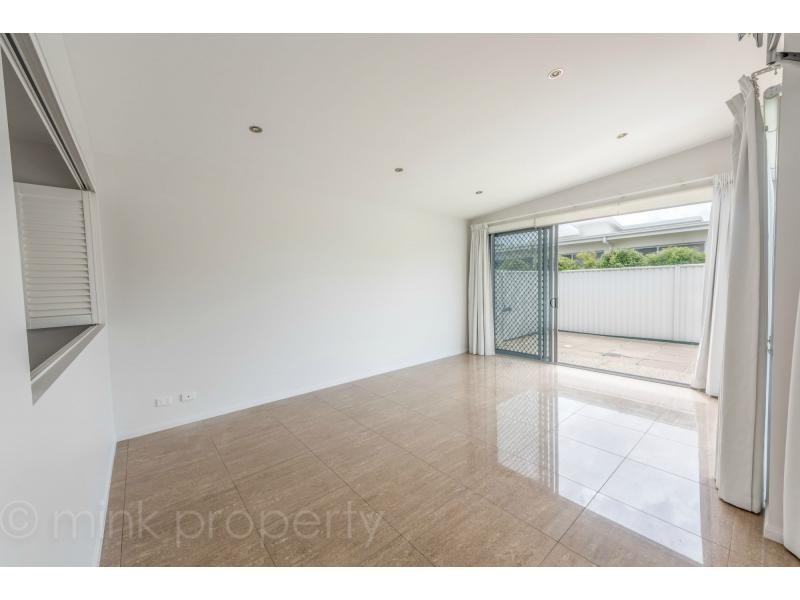 5 NEVIS Court, KAWANA ISLAND, Kawana Island QLD 4575