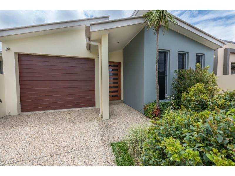 5 NEVIS Court, KAWANA ISLAND, Kawana Island QLD 4575