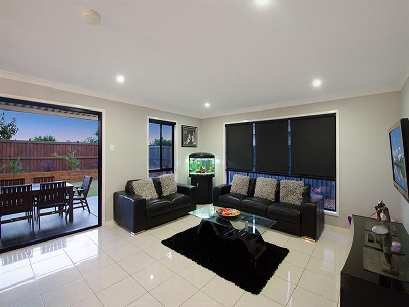 9 Lamatia Drive, Brightwater, Mountain Creek QLD 4557