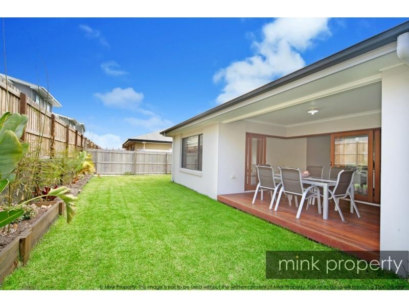 25 Amberjack Street, BRIGHTWATER, Mountain Creek QLD 4557