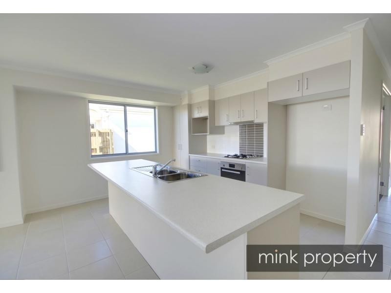 6 Sweetlip Circuit, Brightwater, Mountain Creek QLD 4557