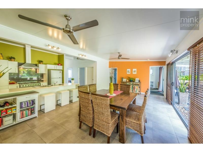 30 ROBUR Crescent, BRIGHTWATER, Mountain Creek QLD 4557