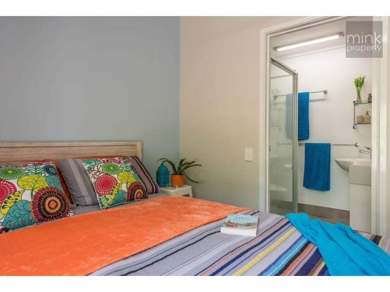 30 ROBUR Crescent, BRIGHTWATER, Mountain Creek QLD 4557