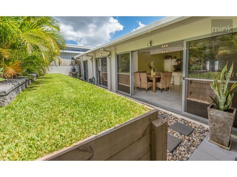 30 ROBUR Crescent, BRIGHTWATER, Mountain Creek QLD 4557