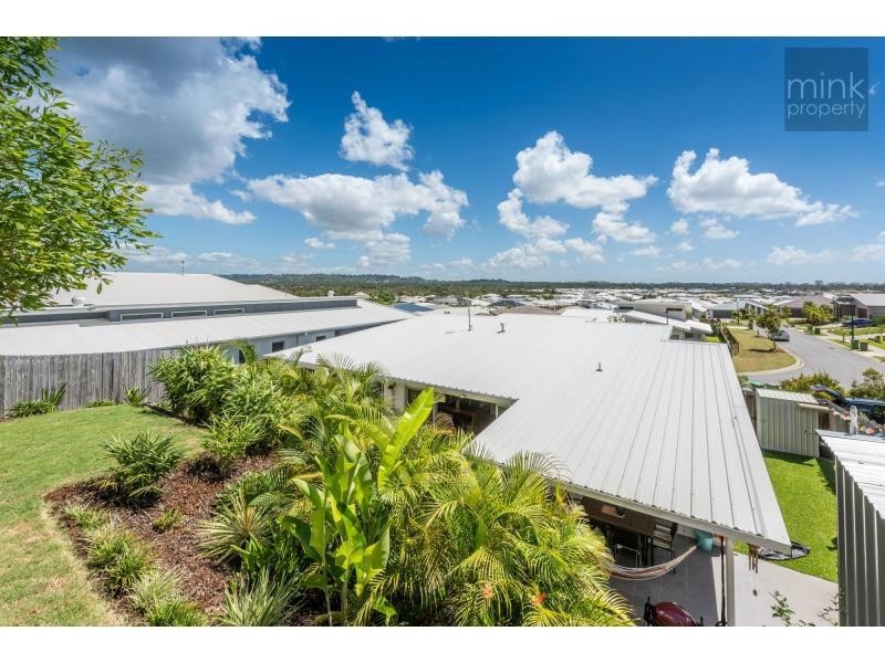 30 ROBUR Crescent, BRIGHTWATER, Mountain Creek QLD 4557